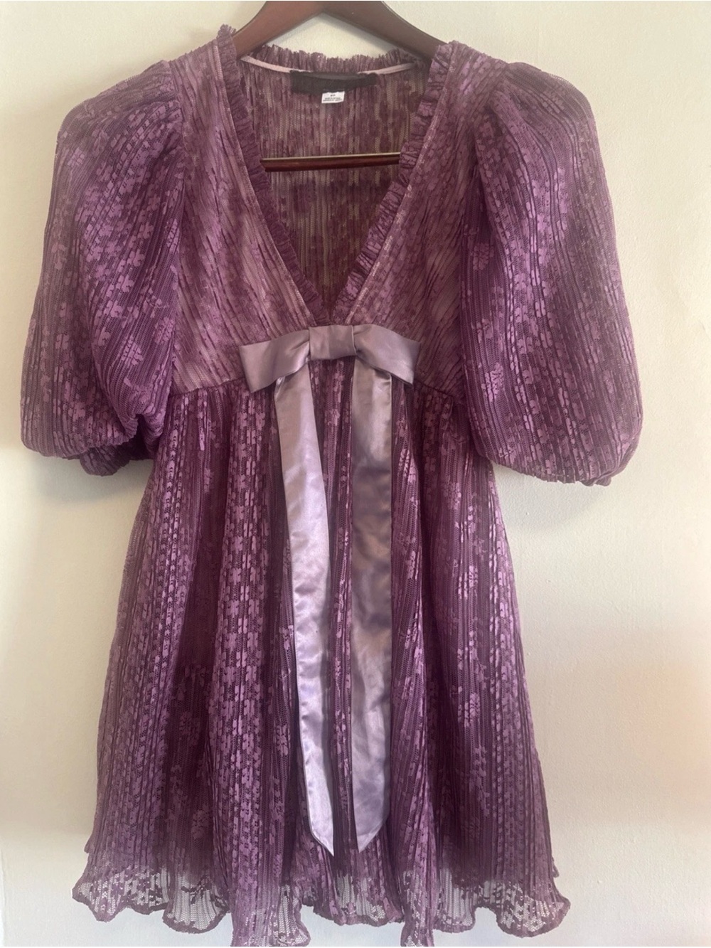 Kimchi Blue Purple Lace Puff-Sleeve Empire Waist Size Small